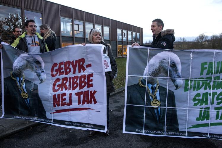 Protest. Utilfredse menige medlemmer forsøgte tirsdag aften at få fremtidig indflydelse i Nykredit ved at stille op til valg i repræsentantskabet, Nykredits øverste ledelse. 