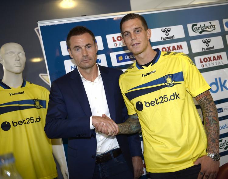 Indkøb. Storaktionær Jan Bech Andersen var ansvarlig for at hente Daniel Agger til Brøndby. 