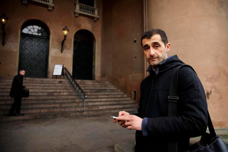 Autofiktion. Aydin Soei har skrevet en bog, der har sendt ham i retten. 