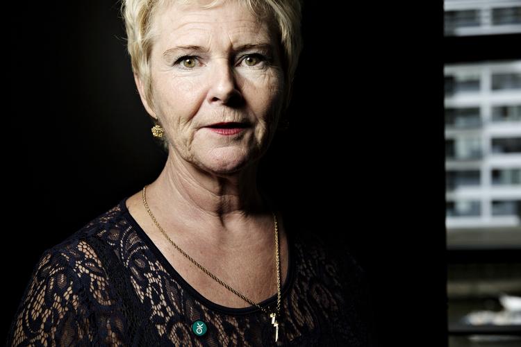 trepart. LO's formand Lizette Risgaard går til forhandlingerne med regering og arbejdsgivere om en trepartsaftale uden ultimative krav 
