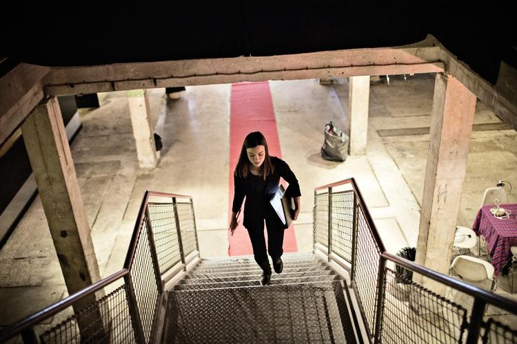 International. 22-årige Diana Moisa fra Rumænien tager hele sin uddannelsen i Danmark og planlægger at blive her efterfølgende. Mulighederne er bedre her, siger hun. 