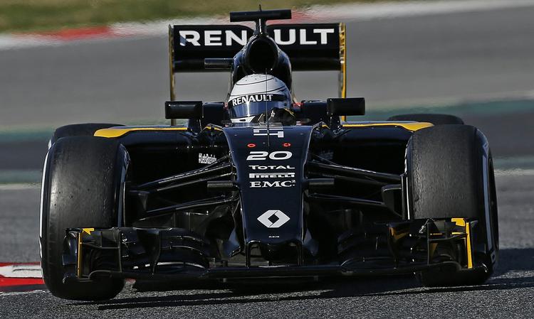 Magnussen. Renault-raceren hedder  RS16: Den er 5 meter lang og 1,80 meter bred. Vægt: 702 kilo (inkl. Magnussen). 