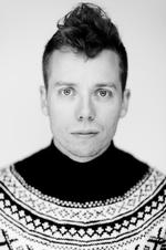 Earthquake. Titlen på et af Mads Langers hits er »måske ikke den poetiske dybe tallerken, men det er et eksempel på et simpelt sprogligt greb, der skaber et unikt dna«. siger han. 