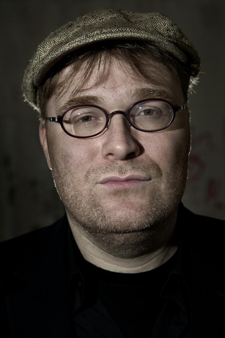 Indsamling. Musikeren Benjamin Koppel vil støtte Lisbeth Zorning Andersen, der har fået en bøde for menneskesmugling. 