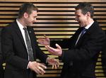 Sejrsherrer. Andre Poggenburg, topkandidat i AfD, bliver lykønsket af partikollegaen Björn Höcke. 