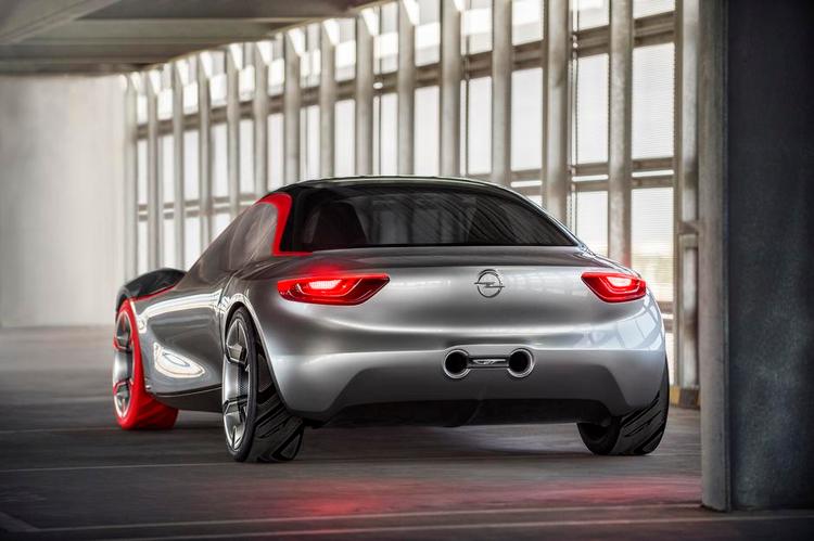 FREMTIDSBUD. Sådan kan en ny Opel GT komme til at se ud om nogle år. Opel overvejer at sætte den i produktion. 