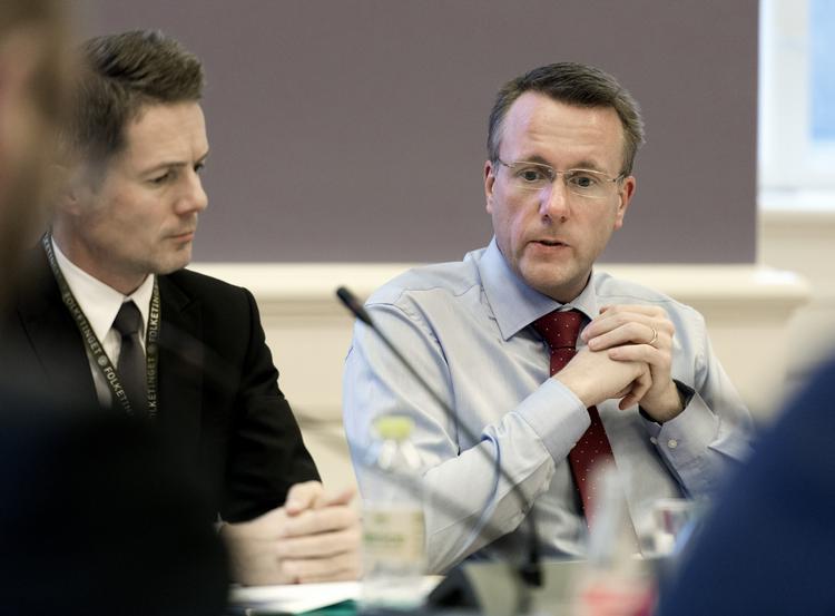 NØDLØGN. Møde i Retsudvalget. Daværende justitsminister Morten Bødskov (S) måtte gå af, som følge af at han vildledte retsudvalget om årsagen til aflysningen af et besøg på Christiania, som Folketingets retsudvalg skulle have aflagt i februar 2012. Arkivfoto: Lars Krabbe. 