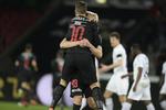 1-0. Efter 103 sekunder var Hobro bagud mod FC Midtjylland, da Rasmus Nissen forlængede et hjørnespark, hvilket Filip Novak takkede for. 