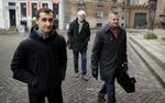 Fogedretten. Aydin Soei ankommer sammen med advokat og forlægger til Københavns Byret inden anden runde af sagen om hans bog 'Forsoning', som kræves trukket tilbage. 
