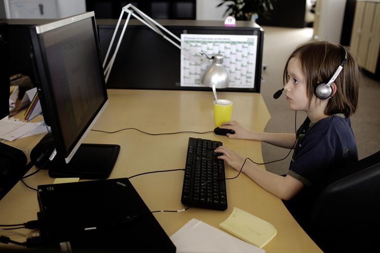 Computerspil. Børn i Danmark har rekord i at sidde foran computeren efter skole. Især de 11-13-årige drenge. (Arkivfoto) 