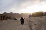 Afghanistan er fyldt med gamle bygninger og alt muligt andet, der vidner om at landet gennem årtusinder har været port mellem Østen og Vesten.  