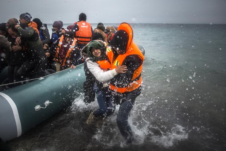 Retur. Mennesker, der ankommer til en de græske øer, kan fremover sendes direkte tilbage til Tyrkiet - uanset om de er flygtninge eller indvandrere - hvis EU's aftale med Tyrkiet bliver virkelighed på fredag. 