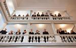 pinsler. Lars Ulrik Mortensen står i spidsen for Concerto Copenhagen, som skærtorsdag fører publikum gennem Johannespassionens pinsler i Garnisonskirken i København. 