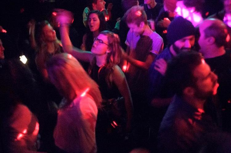 Der er techno på Culture Box og kold dødsdrone på Mayhem. 