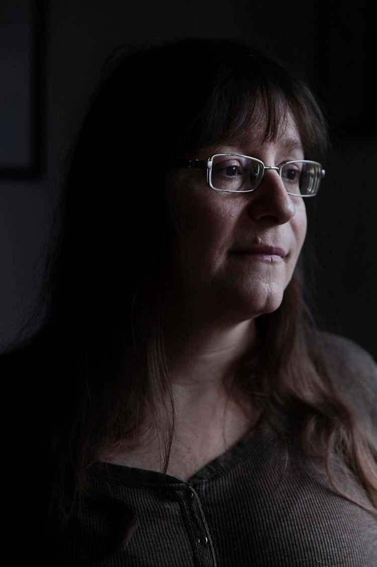 Job. Lonnie Meisler har været i arbejdsprøvning 15 gange og er fundet uegnet hver gang. Hun har fået afslag på førtidspension og har om to år 25-års 'jubilæum' på kontanthjælp. 