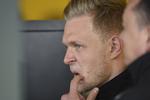 eftertænksom. Kevin Magnussen fik blot 15 omgange i alt, da træningen i Melbourne blev ødelagt af dårligt vejr. 