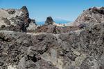 LASSEN PEAK. Toppen af vulkanen Lassen Peak er som en helt anden verden, hvor man har udsigt over hele parken og Mt. Shasta i det fjerne. 