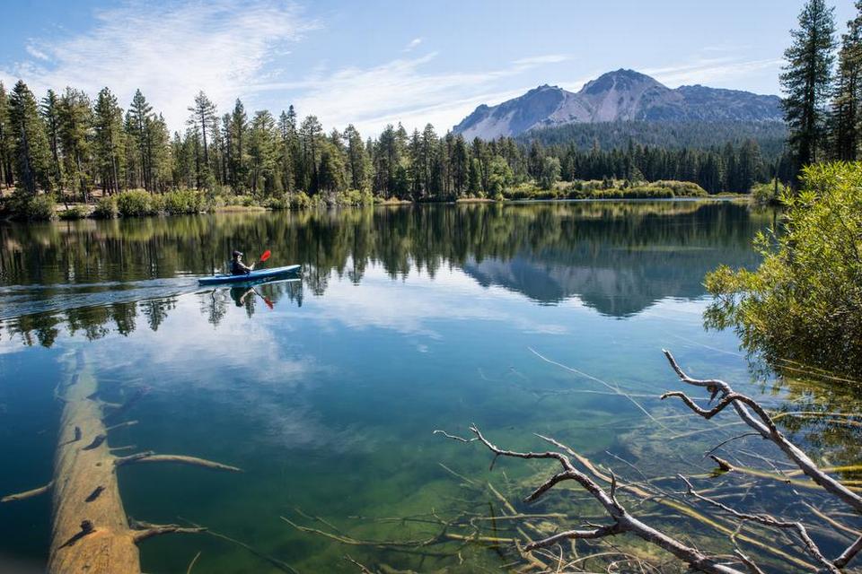 MANZANITA LAKE. Først vandring, så kajakroning på søen. 
