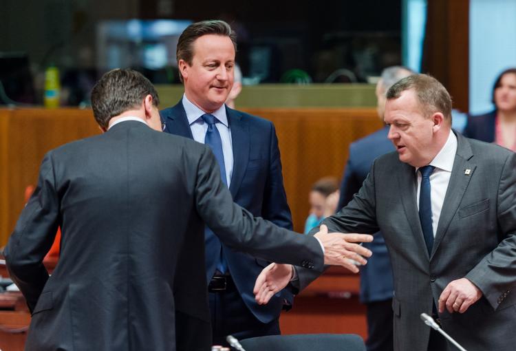 Aftale. Efter to dages forhandlinger enedes EU-landene med hinanden og med Tyrkiet om en flygtningeaftale. Statsminister Lars Løkke Rasmussen (t.h.) lod Hollands regeringsleder, Mark Rutte (t.v.) føre ordet for sig i den del af topmødet, han ikke selv kunne være del af fredag, hvor han om formiddagen var i dagen på grund af trepartsforhandlingerne. 