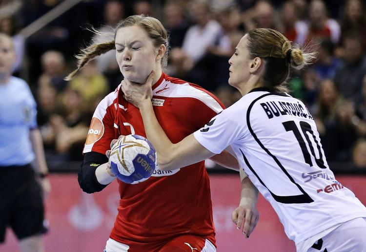 Knockout. Anne Mette Hansen og resten af det danske hold kunne ikke sætte sig igennem mod Montenegro. 