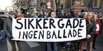 Oprørt. Beboerne protesterede imod nedlæggelsen af busslusen i 2011 på Prinsessegade, en af Københavns farligste gader. 