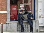 Udkig. Belgisk politi holder udkig i Bruxelles efter dagens terrorangreb.Foto. Martin Meissner/AP. 