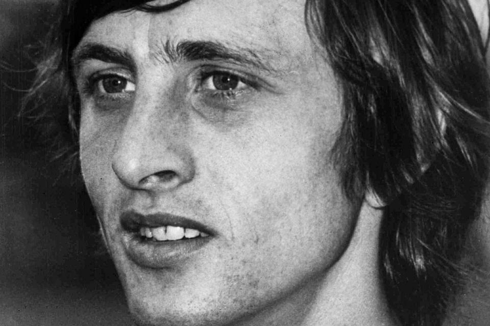 Johan Cruyff ses her i 1972. Året efter blev han solgt som verdens dyreste spiller fra Ajax til FC Barcelona. 