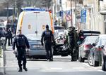 Terrorberedskab. Ifølge belgiske medier er et mandskab, der tæller omkring 50 personer, til stede ved politiaktionerne i Schaerbeek. 