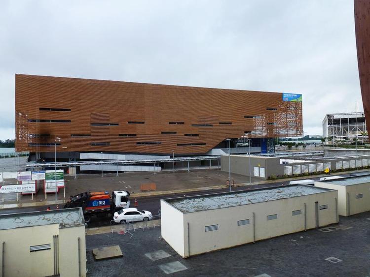 Klods. Arena do Futuro bliver pillet fra hinanden igen og forvandlet til fire skoler, når OL er forbi. Foto: Poul Husted 