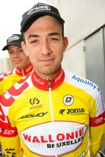Dødsfald. Den belgiske cykelrytter Antoine Demoitié er dødefter en ulykke. 