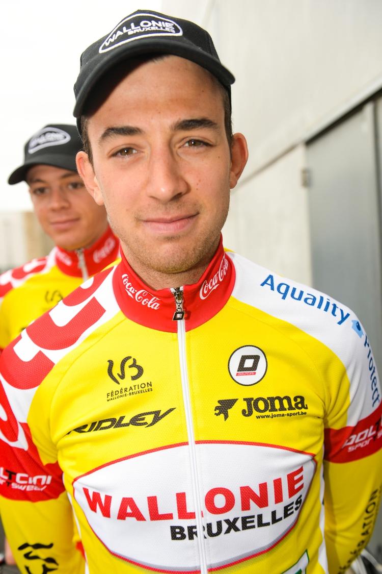 Dødsfald. Den belgiske cykelrytter Antoine Demoitié er dødefter en ulykke. 