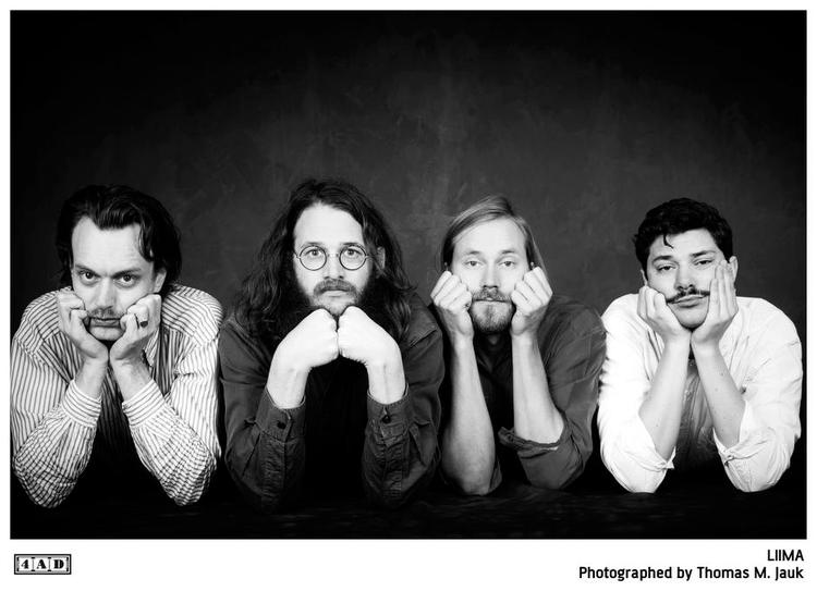 Livligt. Liima er et noget mere livligt bekendtskab, end de fire medlemmer giver udtryk for her. 