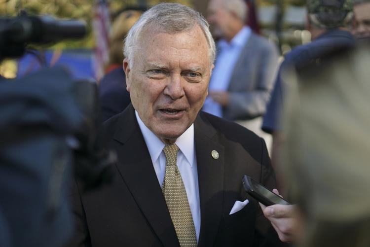 VETO. Guvernøren Nathan Deal for den amerikanske delstat Georgia nedlægger veto med omstridt lovforslag. 