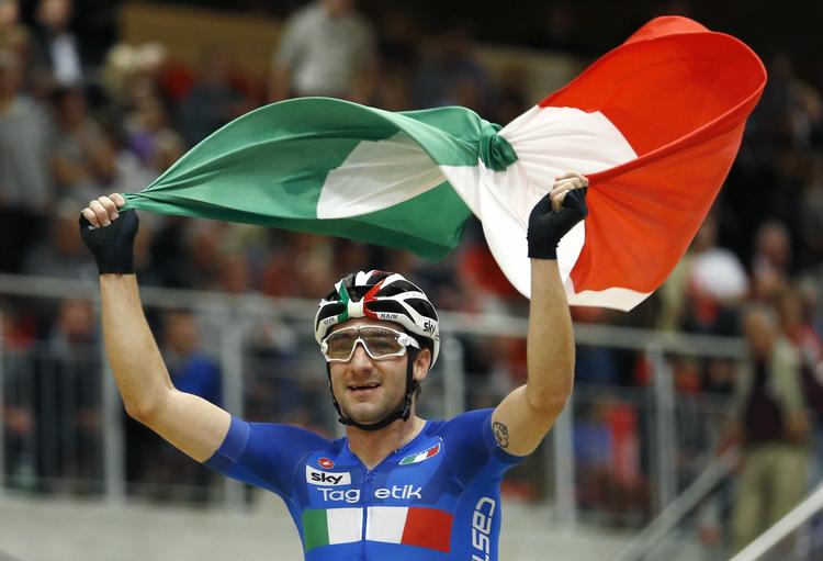 Hurtig. Elia Viviani var først over målstregen på 2. etape af Tre dage ved Panne. 