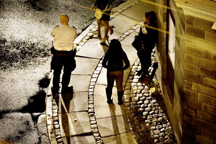 Ifølge politiet er det nødvendigt at begrænse antallet af nigerianske prostituerede i København.  