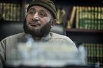 Accept. Formand for Grimhøjmoskeen Oussama El Saadi accepterer, hvis ikke alle udenlandske prædikanter kan komme til Danmark. 