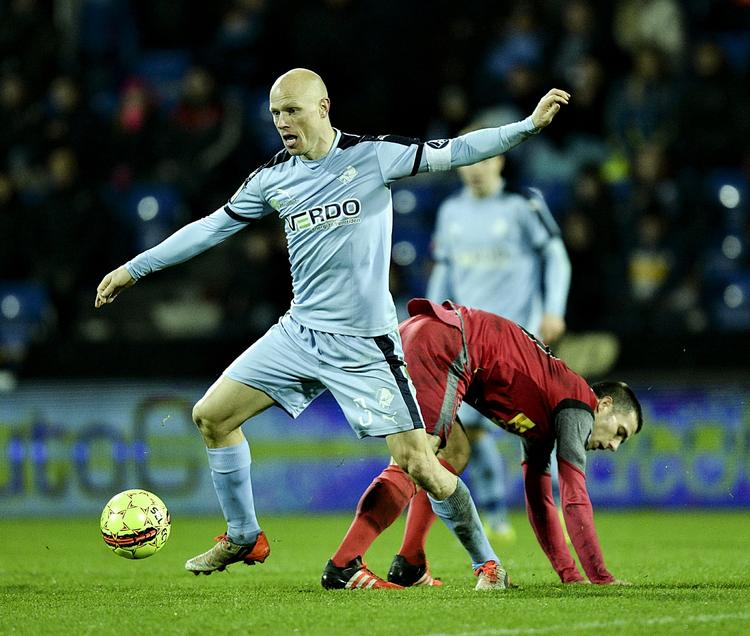 Keller. Midtbanemanden blev først fyret som anfører - nu ligner han en 'dead man walking'. 