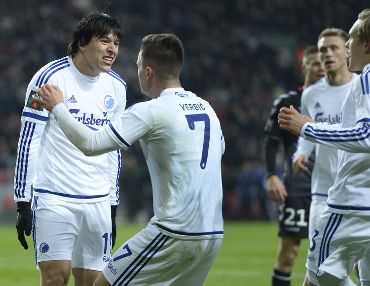 FCK. Federico Santander (tv) og Benjamin Verbic er kommet til FCK i denne sæson, og en del af klubbens udgifter på ca. 5 mio. kr. er gået til agenter. 