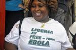 glæde. Liberia blev for nogle måneder siden erklæret fri for ebola til stor glæde for blandt andet denne kvinde, men nu er sygdommen dukket op igen. 