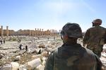 slagmark. Soldater fra den syriske hær generobrede Palmyra for en uge siden. 