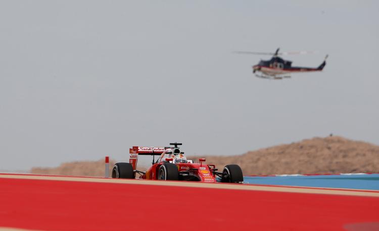 Kritik. Utilfredsheden ulmer inden for motorsportens kongeklasse, Formel 1. Også kørerne blander sig i diskussionen om det udskældte kvalifikationssystem. 
