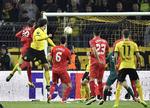 1-1. Med dette hovedstød sørgede Mats Hummels for slutresultatet i den første kvartfinale. 