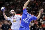 OL-vejen. Mikkel Hansen (8 mål) og co. skruede op for blusset og kom på et tidspunkt foran med 5 mål, inden den afgørende slutfase. 