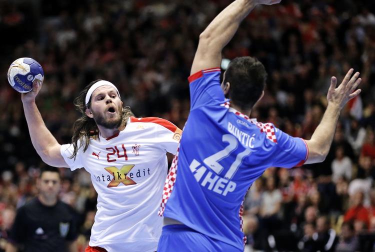 OL-vejen. Mikkel Hansen (8 mål) og co. skruede op for blusset og kom på et tidspunkt foran med 5 mål, inden den afgørende slutfase. 