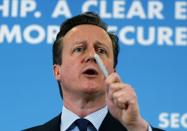 Hykleri. Den britiske premierminister David Cameron anklages for hykleri, efter han er blevet kædet sammen med mulig skatteunddragelse. 