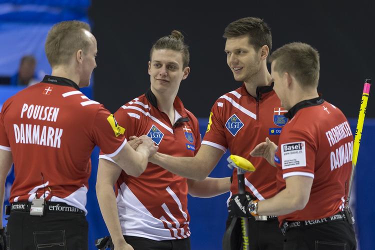 VM-FINALISTER. Som det første mandlige danske curlinghold nogen sinde er Mikkel Poulsen, Troels Harry, Rasmus Stjerne og Johnny Frederiksen i en VM-finale. 