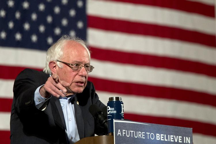 bagud. Efter sejren i Wyoming har Bernie Sanders nu 1.025 delegerede mod Hillary Clintons 1.274. 