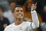 3-0. Cristiano Ronaldo har ofte været beskyldt for ikke at kunne levere storspil i afgørende storkampe. Men han leverede varen mod Wolfsburg. 