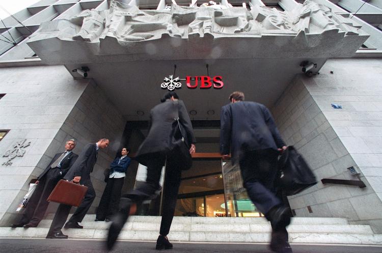 Shhh. Schweiz er fortsat det vigtigste skattely i verden, mener organisationen Tax Justice Network. Trods lempelser i bankhemmeligheden de seneste år er den stadig høj, og landet er et af verdens vigtigste centre for offshoreselskaber. 