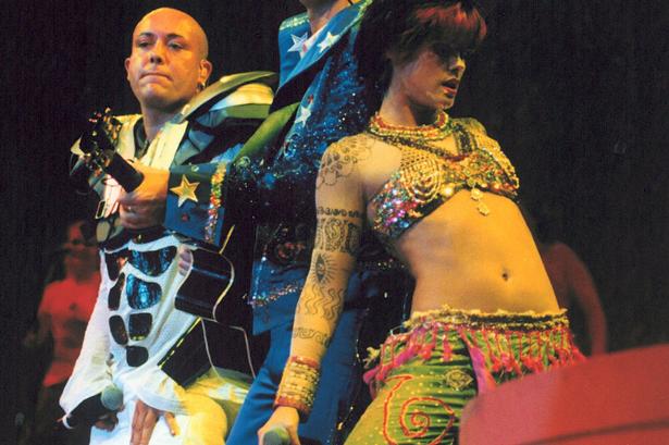 Aqua, der dominerede alverdens hitlister, optrådte i haven i 1998. Her ses René Dif, Søren Rasted og Lene Nystrøm. 